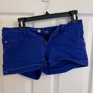 Love Notes blue shorts. Juniors Size 7/8.